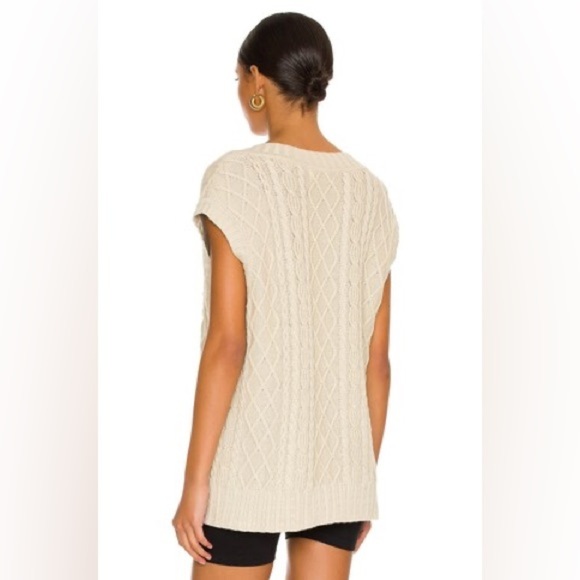 L'Academie Flynn Sweater Vest in Hazel - Picture 4 of 8